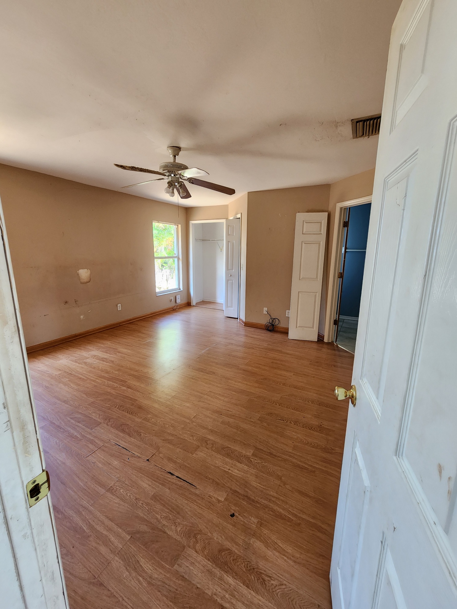 1832 SW 10th Terrace